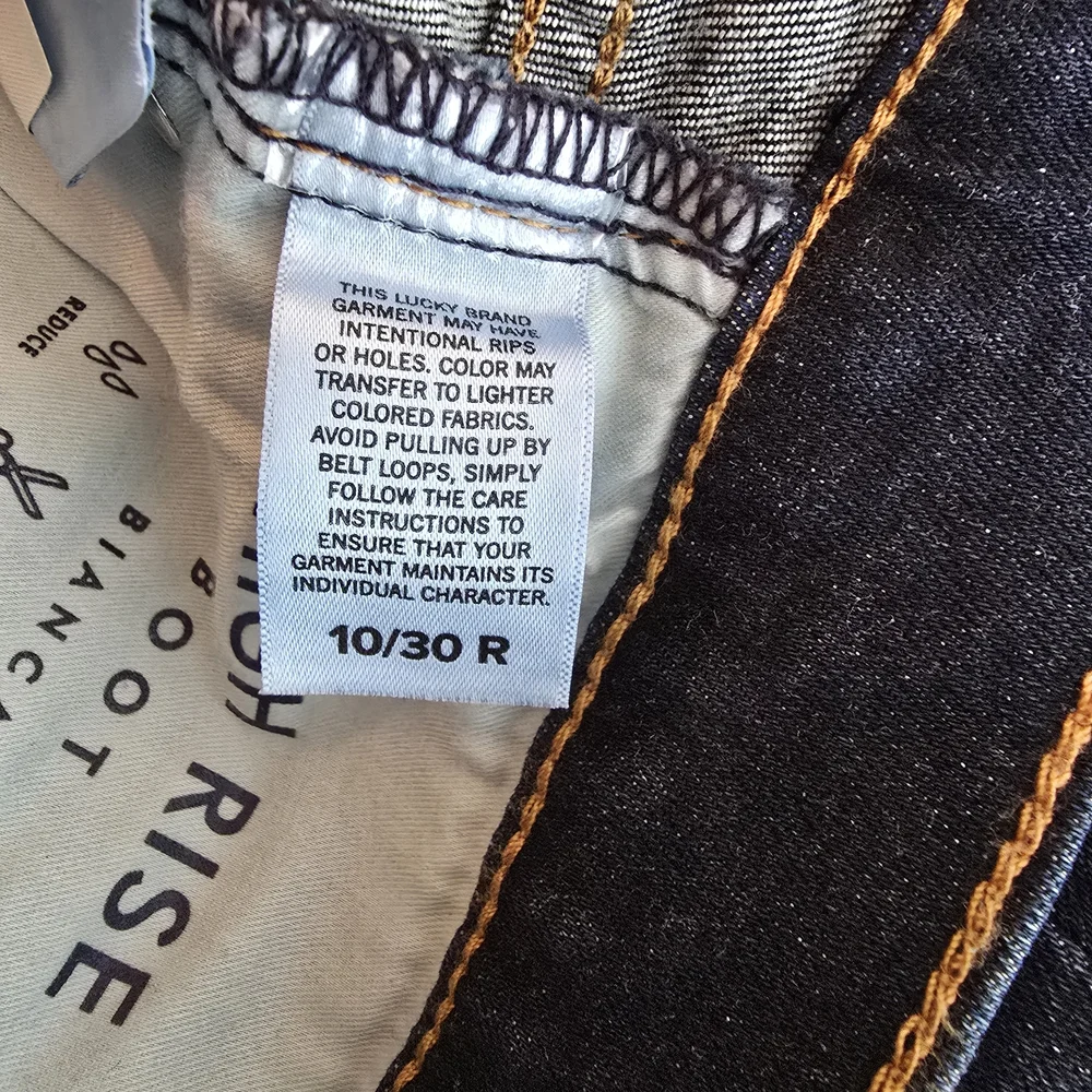 High-Rise Dark Blue Flare Jeans with Button-Fly OFFERS WELCOME!!! - Picture 7 of 8